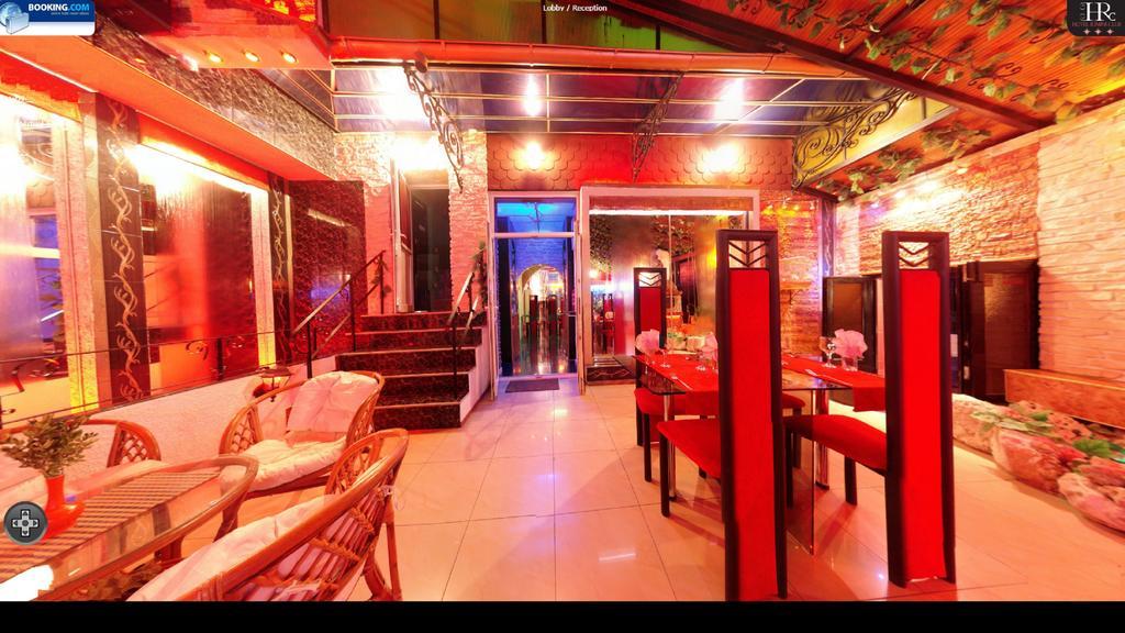Rimini Club Inn & Suites Шумен Екстериор снимка
