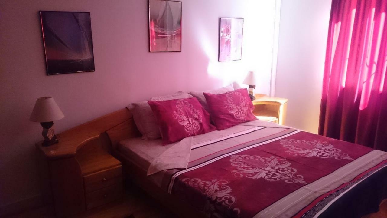 Rimini Club Inn & Suites Шумен Екстериор снимка